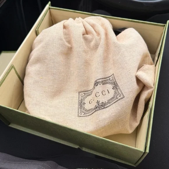 Gucci GG Marmont Belt Black Leather Gold Buckle – Brand New w/ Box & Dust Bag - Picture 3 of 4